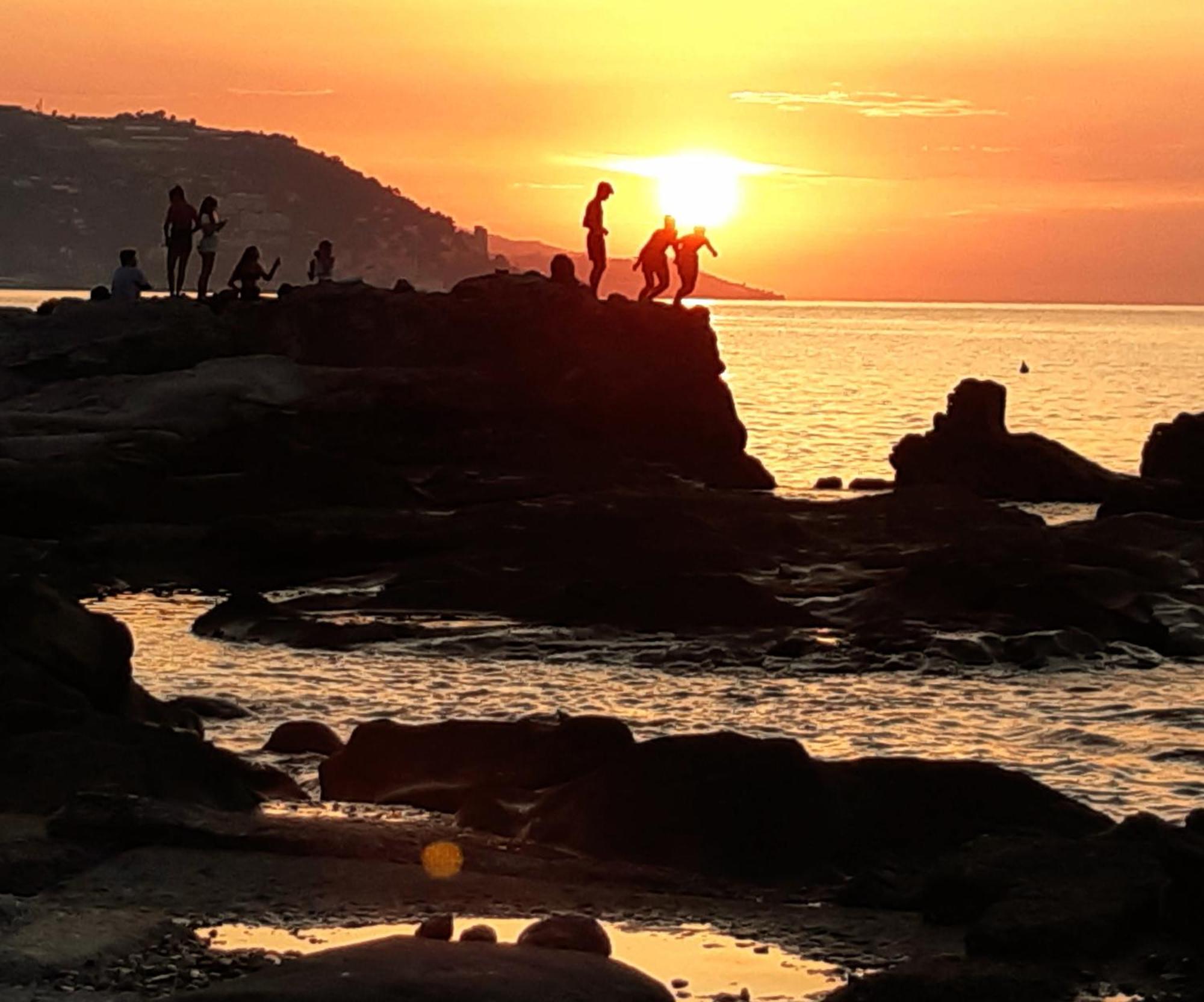 Gli Orti Sul Mare 2 Vista Mare Bordighera Exterior foto